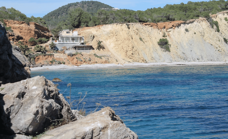 cala sol den serra amante ibiza