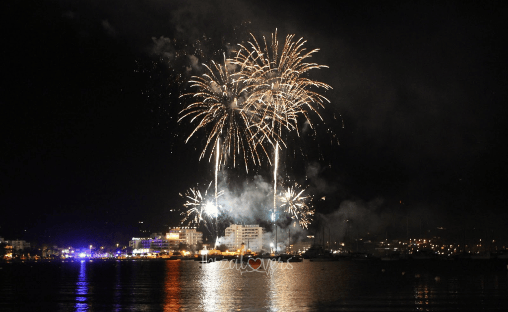 Fuegos artificiales del 24 de agosto en san antonio